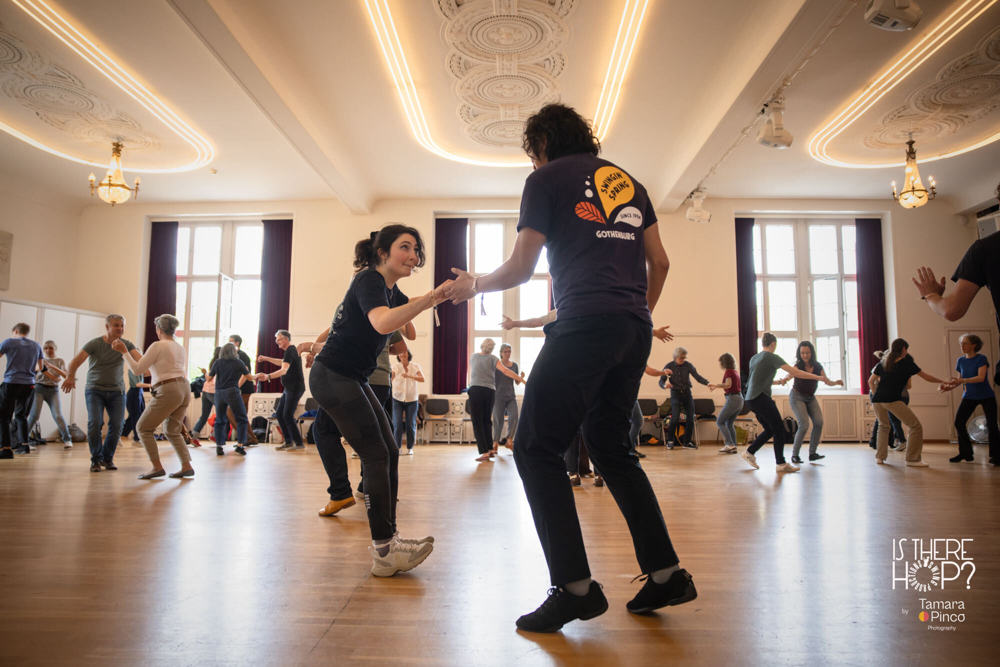 5 Smart Ways to Boost Enrollment with Personalized Offers and Class Bundles